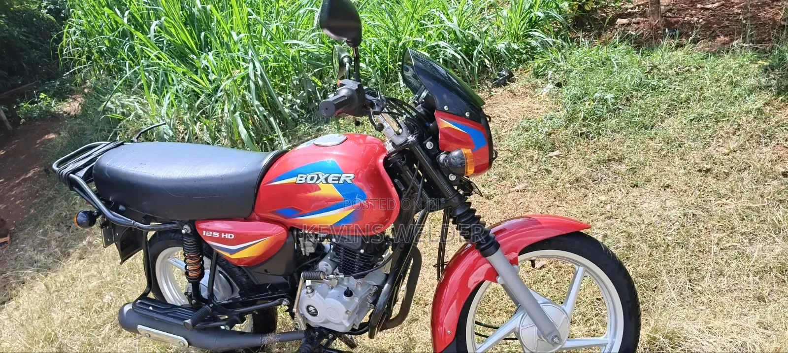 Bajaj Boxer 125 2025 Red