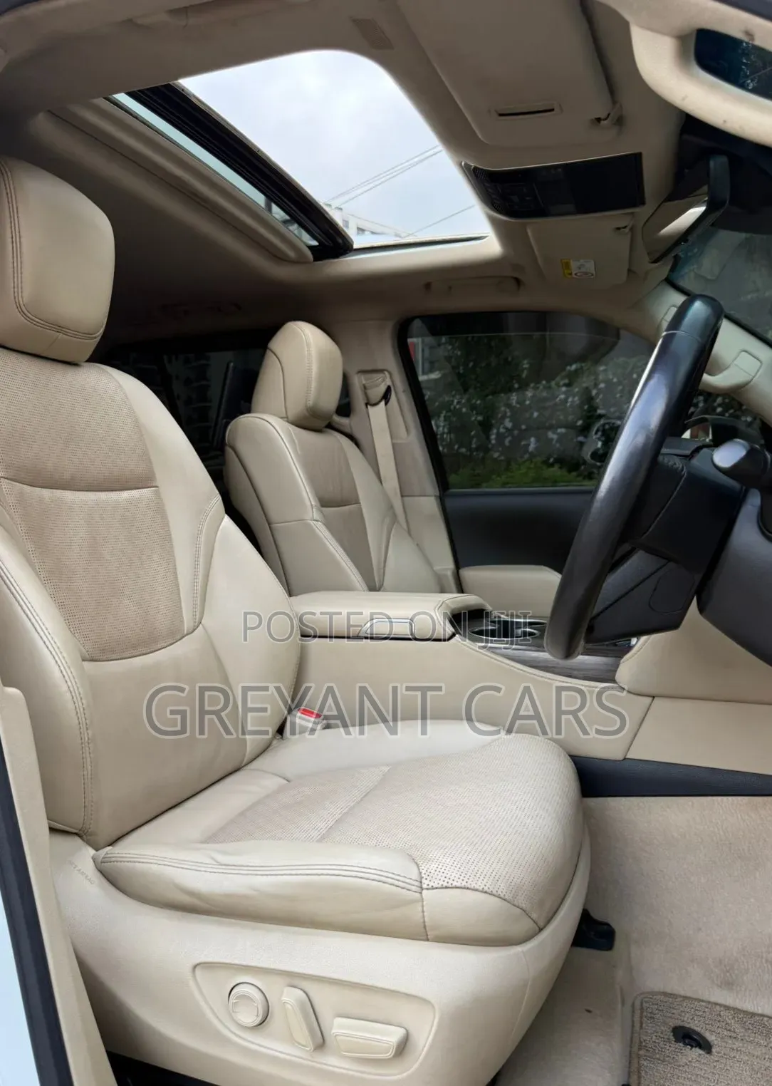 Toyota Land Cruiser 2022 White