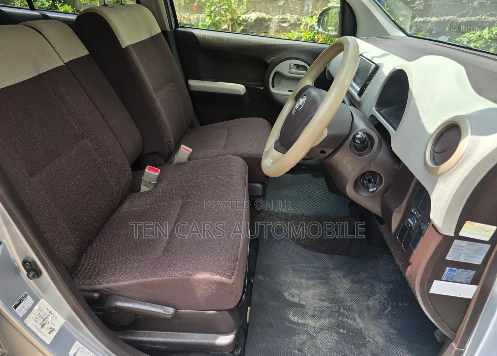 Toyota Passo 2012 Silver