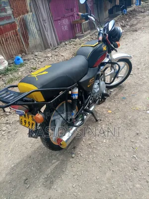 Bajaj Boxer 2022 Red