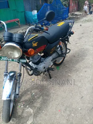 Bajaj Boxer 2022 Red