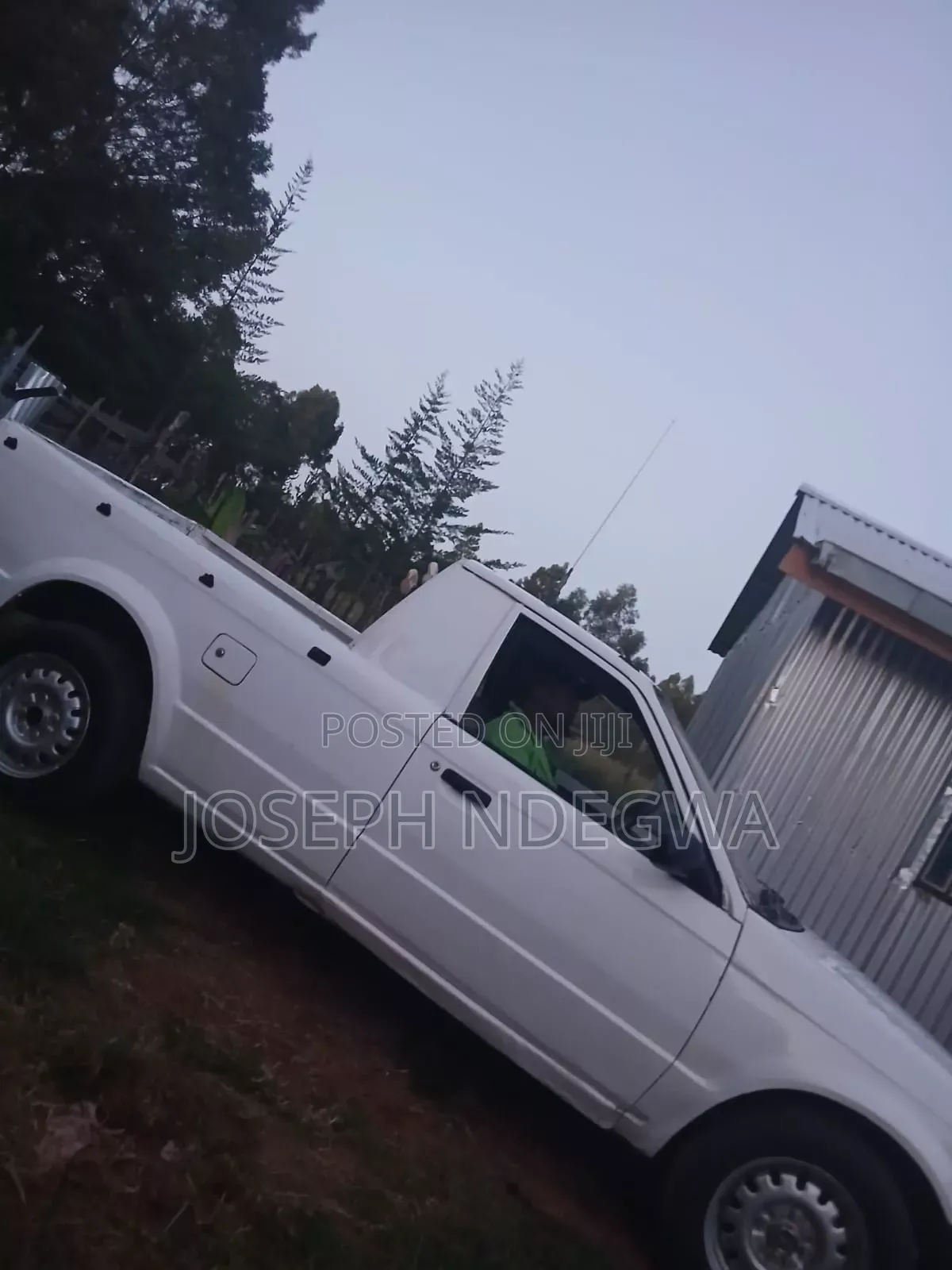 Mazda Rustler 2000 White
