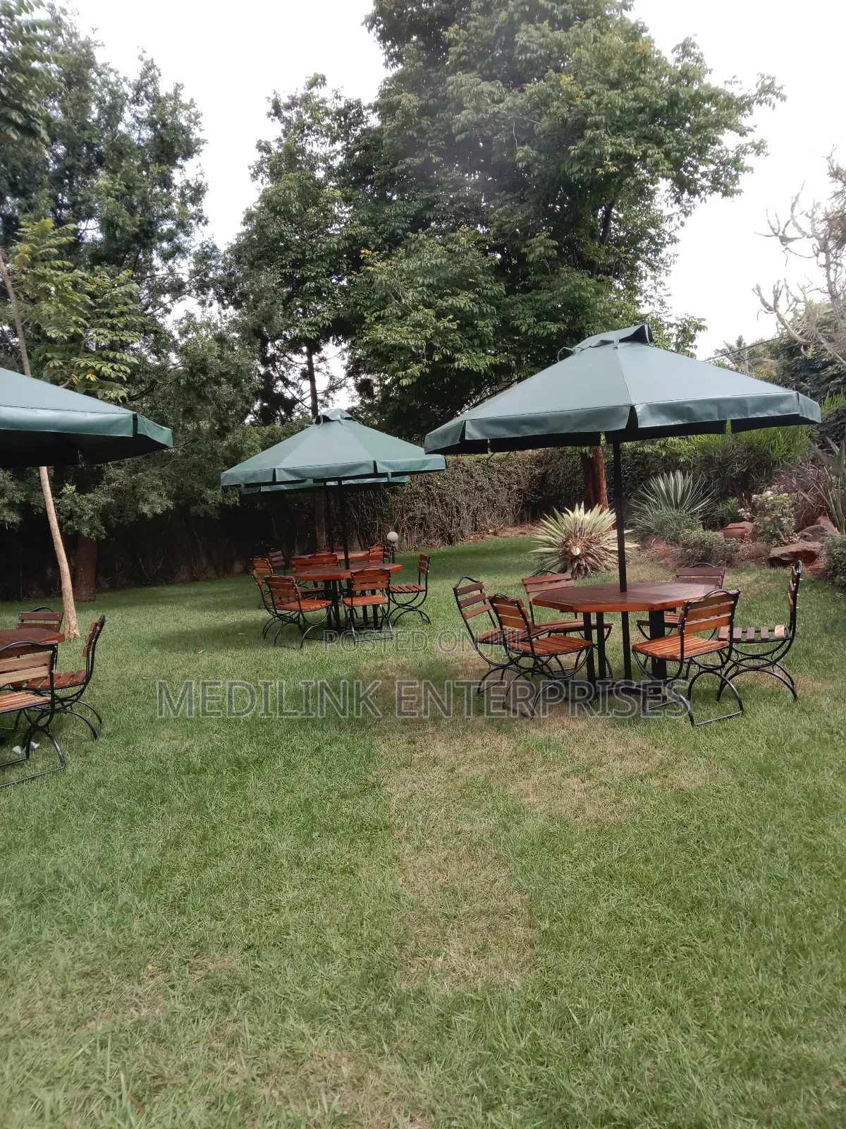 Cwazi Type Of A Six Seater Garden Outdoor Umbrella Shades