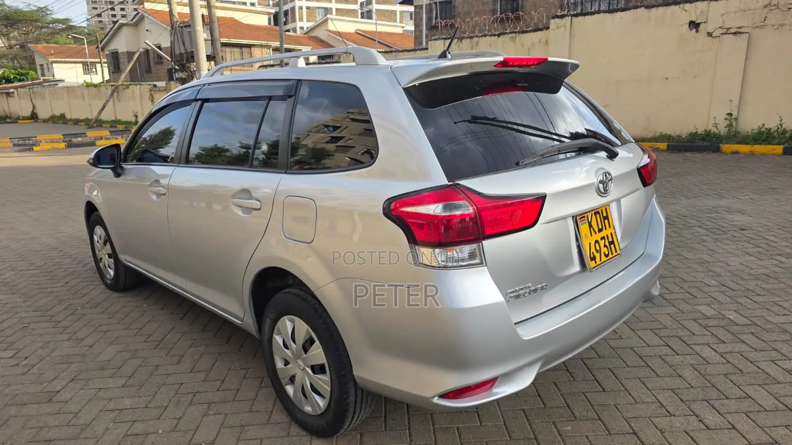 Toyota Corolla Fielder 2015 Silver
