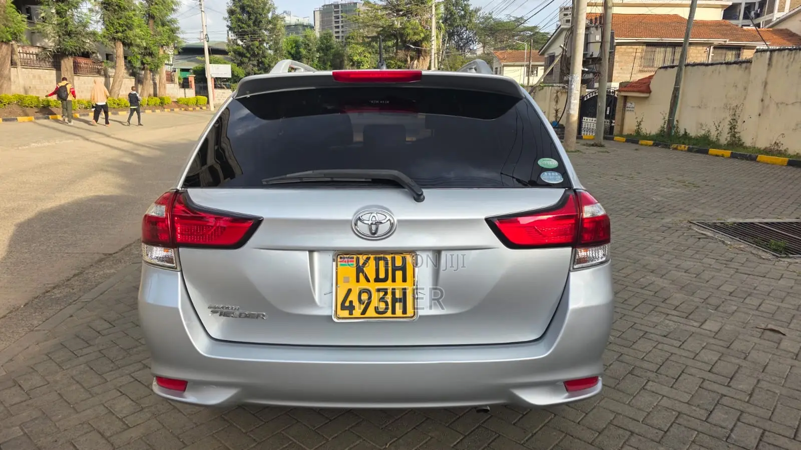 Toyota Corolla Fielder 2015 Silver