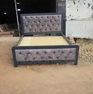 Mocket Beds Premium 4x6 Bed With Padded Headboard