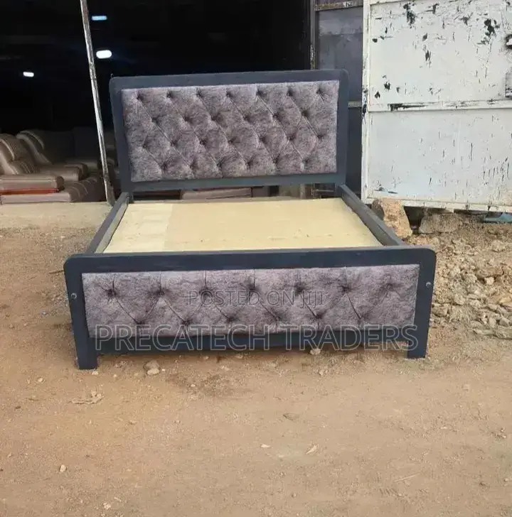 Mocket Beds Premium 4x6 Bed With Padded Headboard