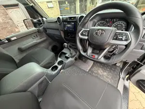 Toyota Land Cruiser 4.5 V8 TD 2017 Black