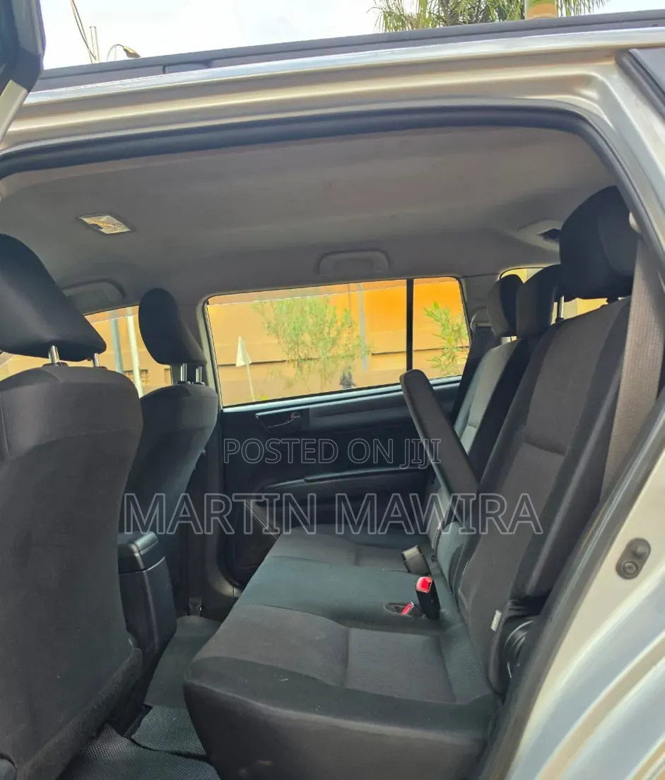 Toyota Corolla Fielder 2015 Silver