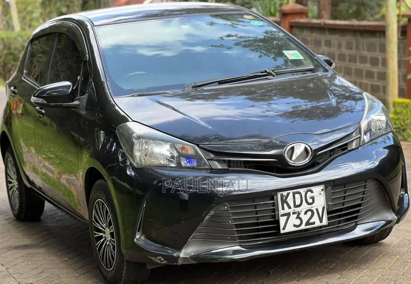 Toyota Vitz 2015 Black