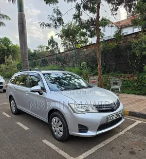 Toyota Corolla Fielder 2015 Silver