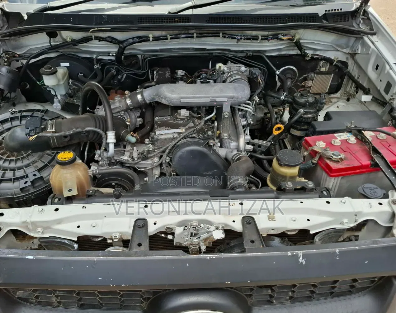 Toyota Hilux 2011 White