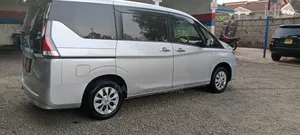 Nissan Serena 2018 Silver