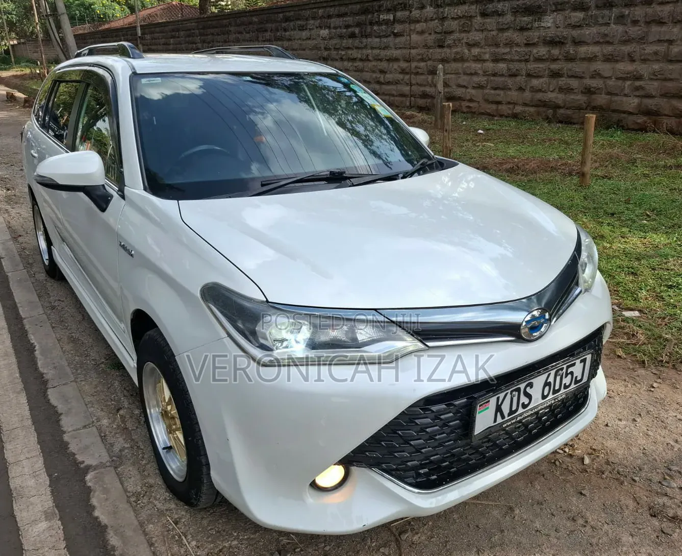 Toyota Corolla Fielder 2016 White