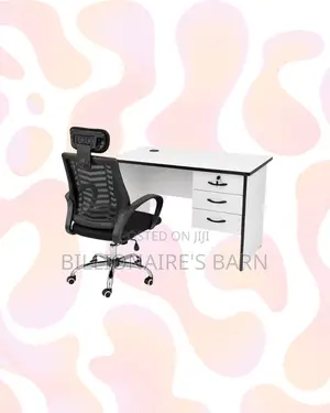 Compact 1m Desk and Headrest Mesh Chair for Task Flow