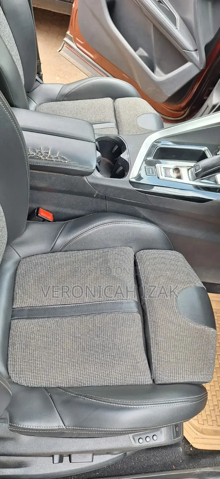 Peugeot 308 2019 Brown