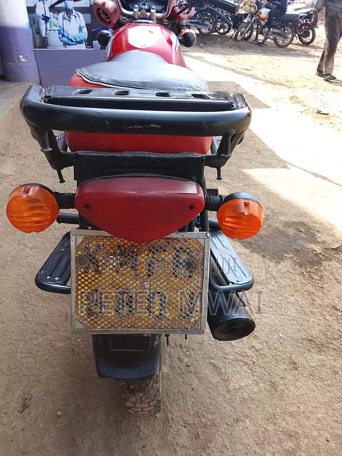 Bajaj Boxer 150 UG 2023 Red