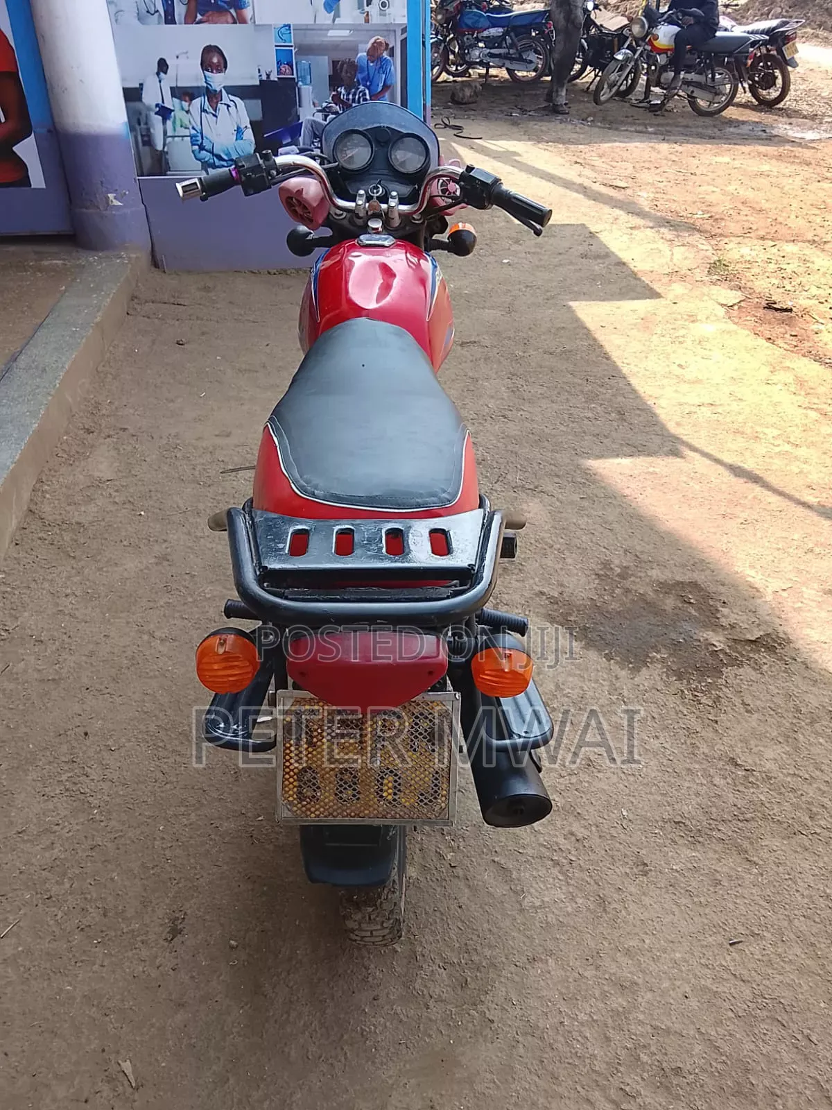 Bajaj Boxer 150 UG 2023 Red