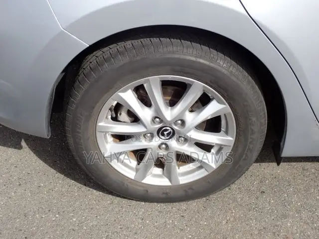 Mazda Axela 2019 Silver