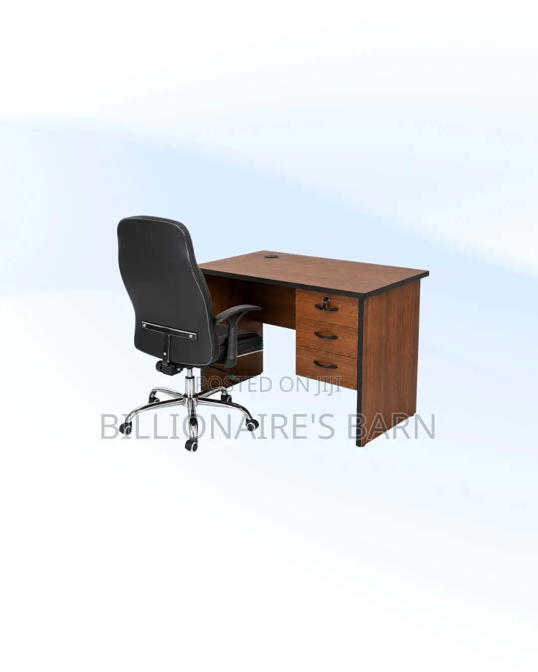 Compact 1m Desk and C35 Executive Leather Chair for Workday Focus