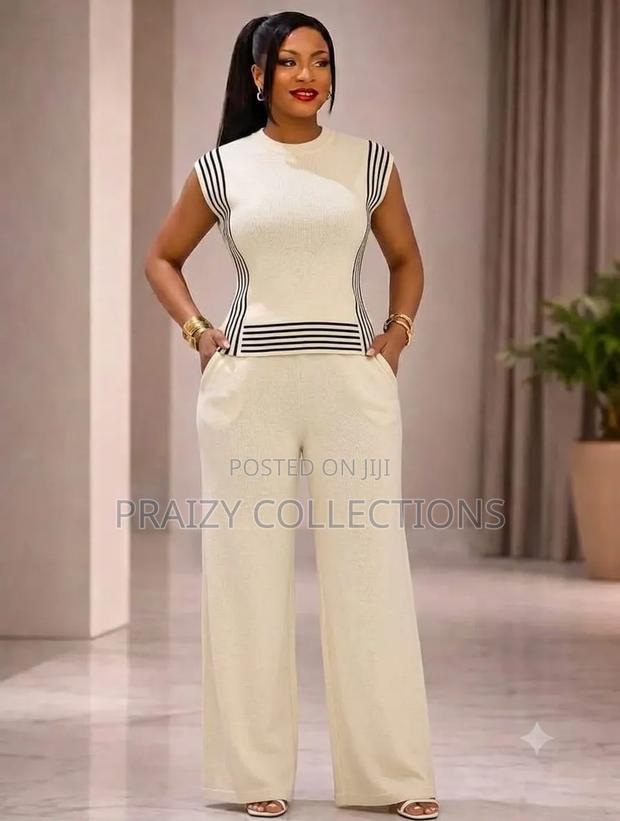 Premium Ladies' Uzi Set Elegant. Comfortable. Timeless. - thumbnail 5