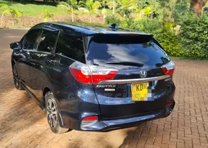 Honda Fit Shuttle 2018 Blue
