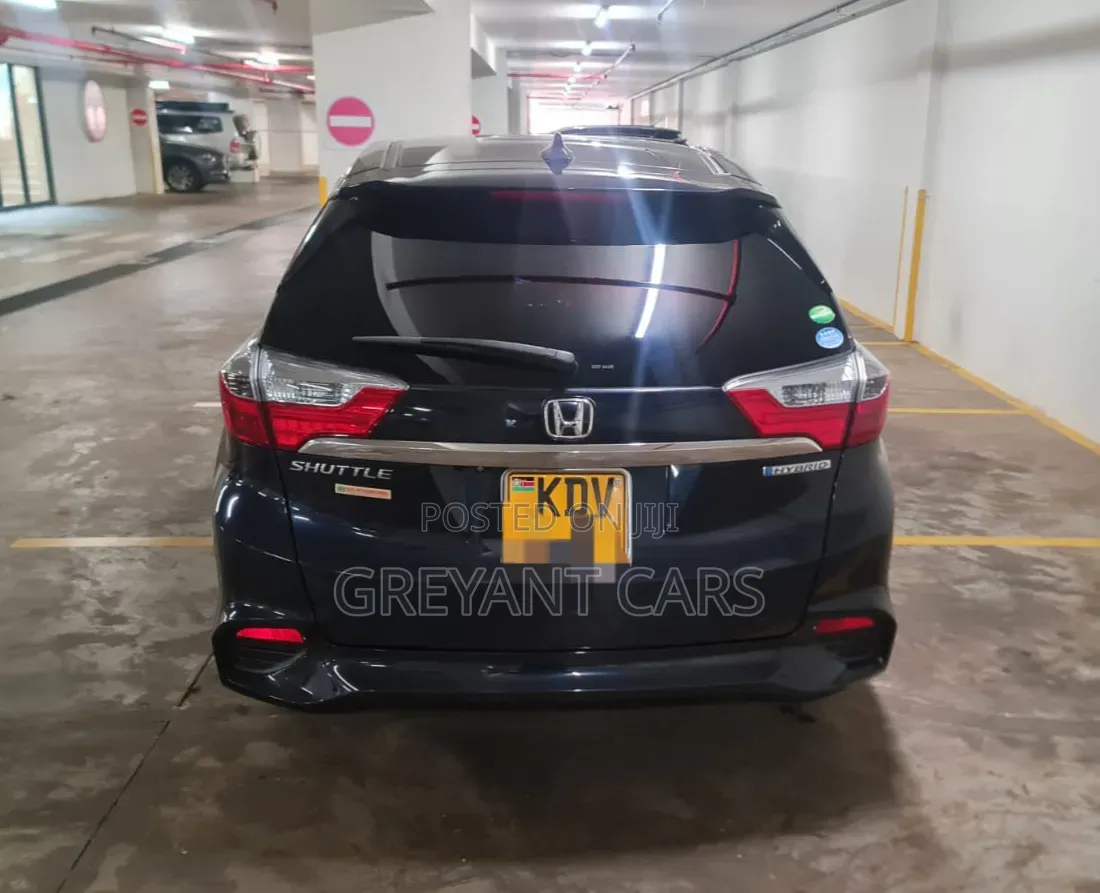 Honda Fit Shuttle 2018 Blue