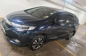 Honda Fit Shuttle 2018 Blue