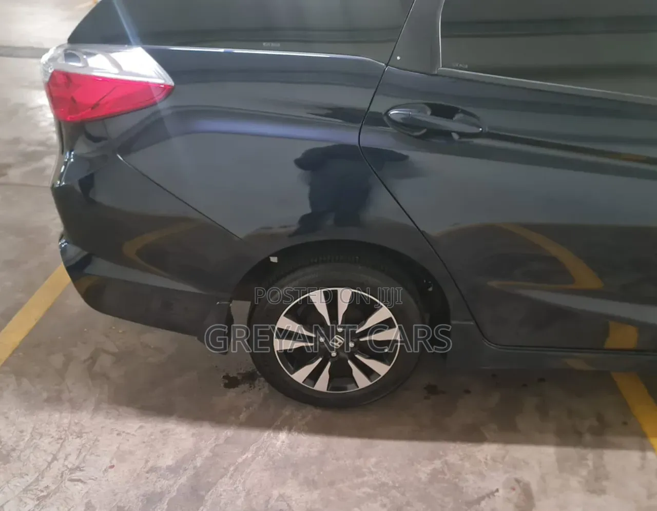 Honda Fit Shuttle 2018 Blue