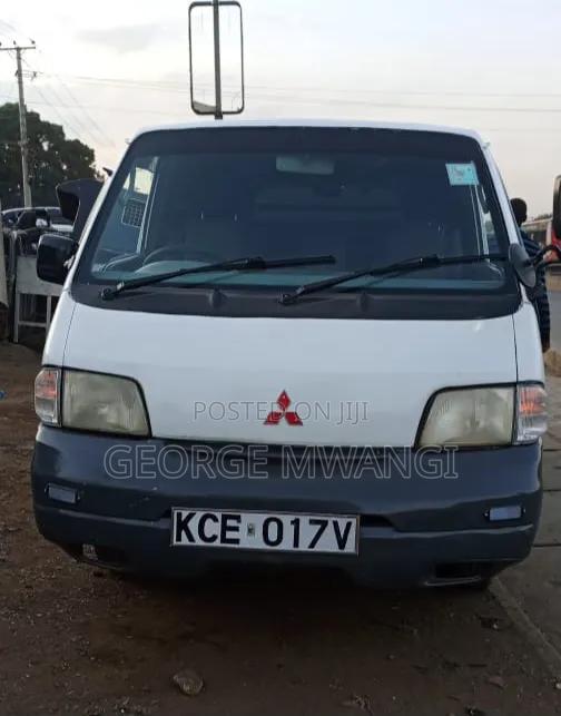 Nissan Vanette 2008 White