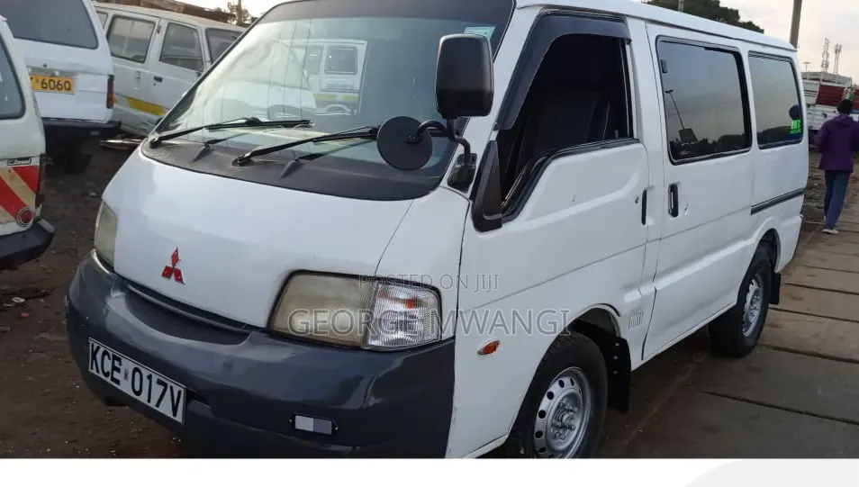 Nissan Vanette 2008 White