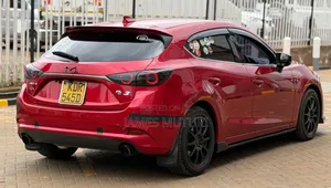 Mazda Axela 2017 Red