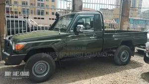 Toyota Land Cruiser 2017 Green