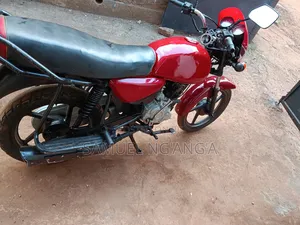 Bajaj Boxer 2017 Red
