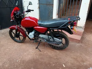 Bajaj Boxer 2017 Red
