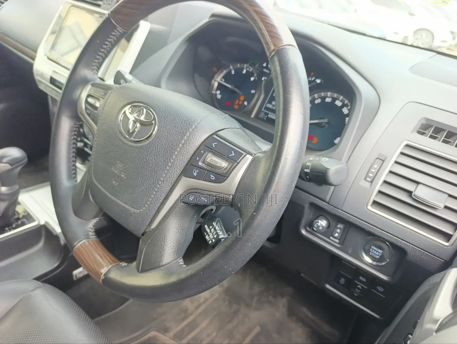 Toyota Land Cruiser Prado 2020 White