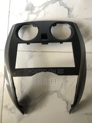 Nissan Note E12 Frame Kit/Console 7inch