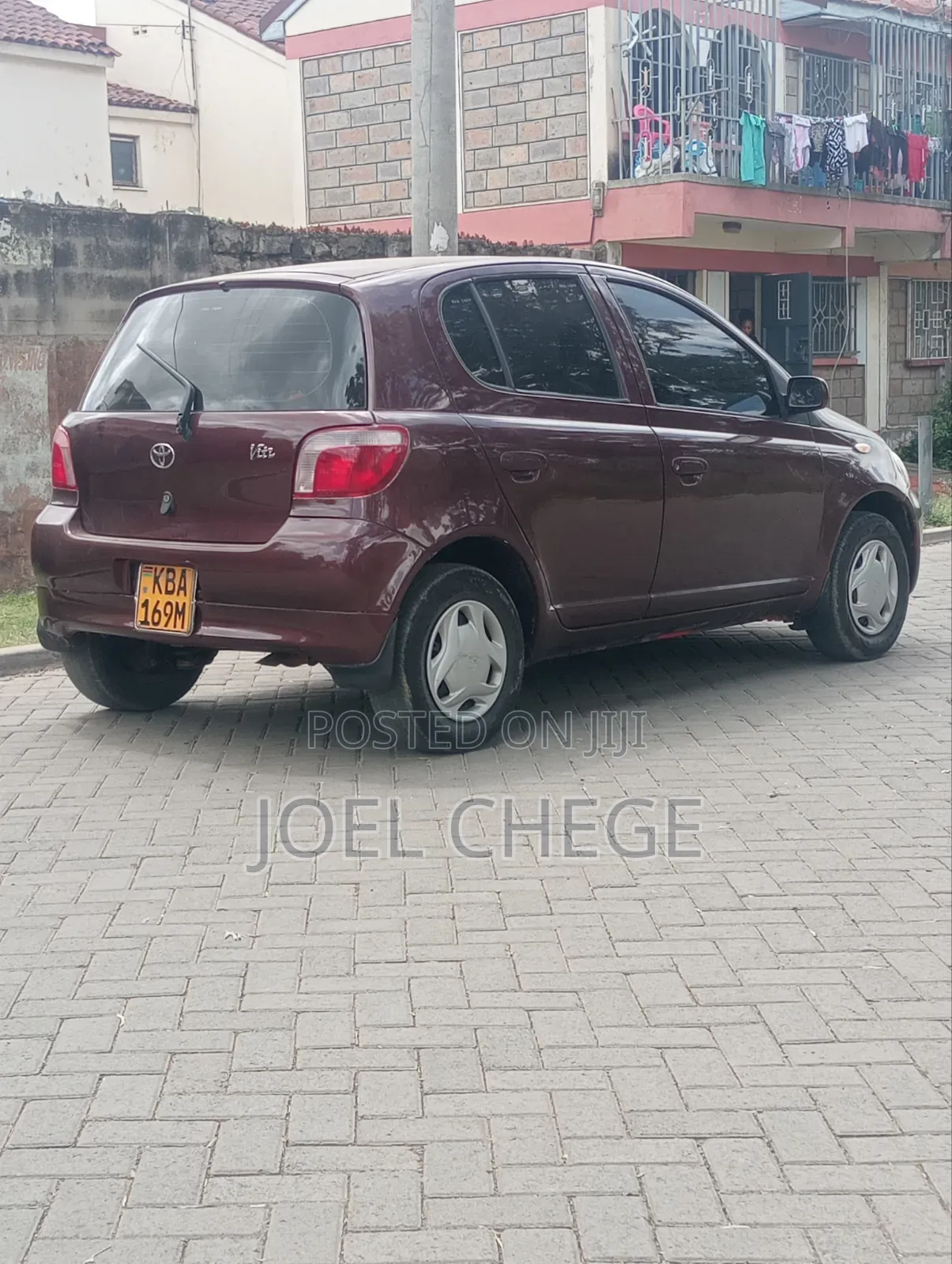 Toyota Vitz 2001 Maroon