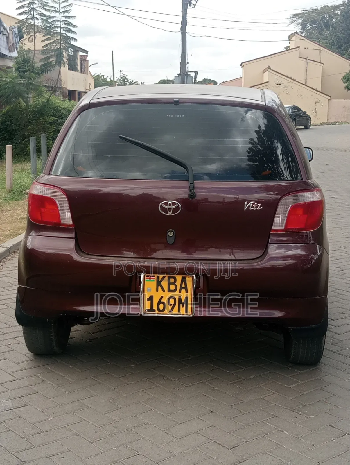 Toyota Vitz 2001 Maroon