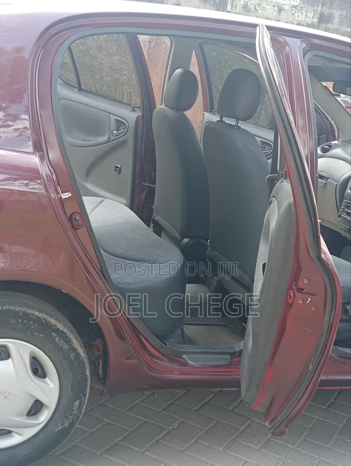 Toyota Vitz 2001 Maroon