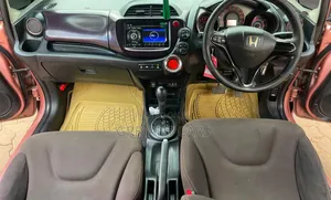 Honda Fit 2013 Pink