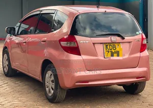 Honda Fit 2013 Pink