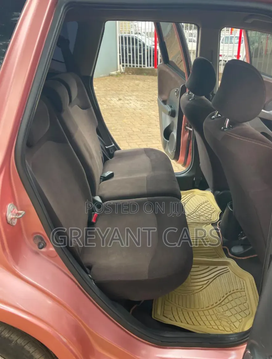 Honda Fit 2013 Pink