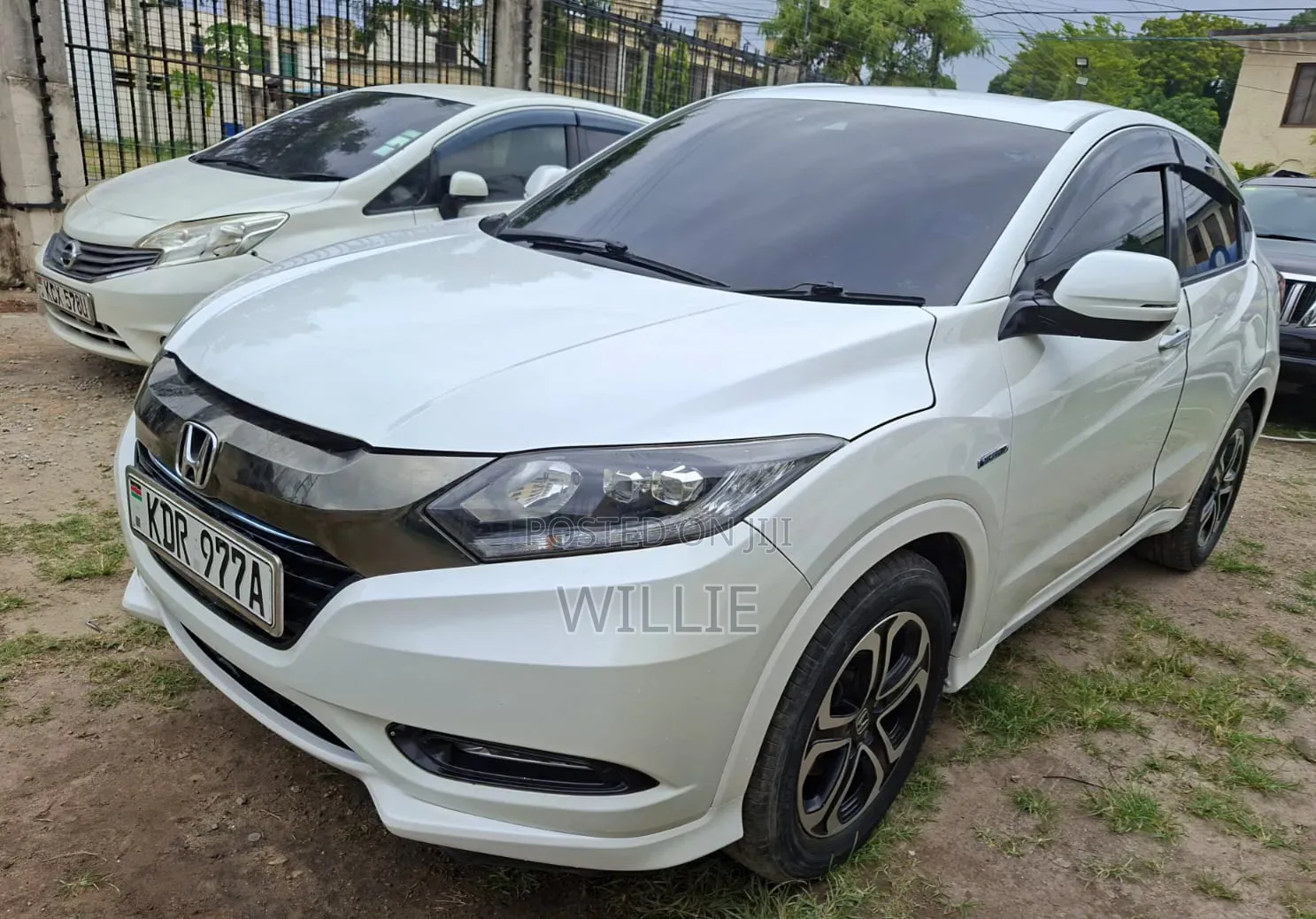 Honda Vezel 2017 White