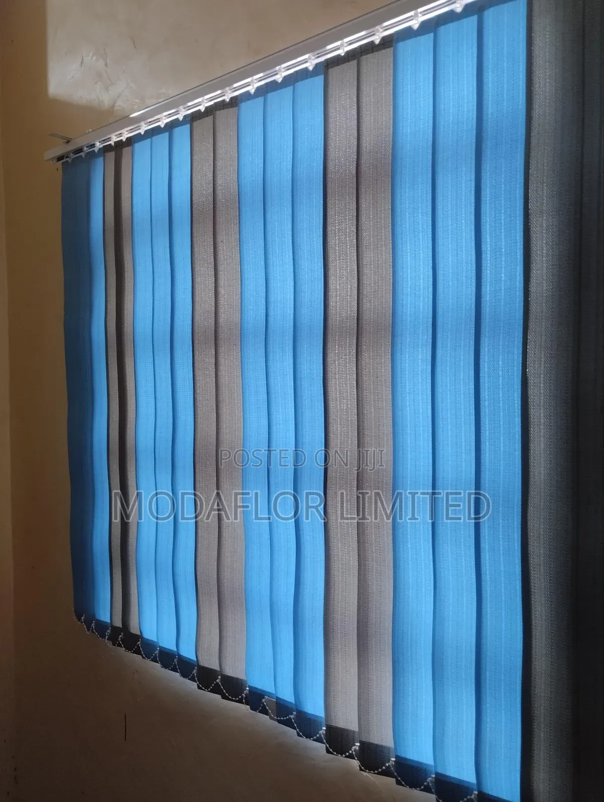 Made-to-Measure Vertical Blinds in Different Colors
