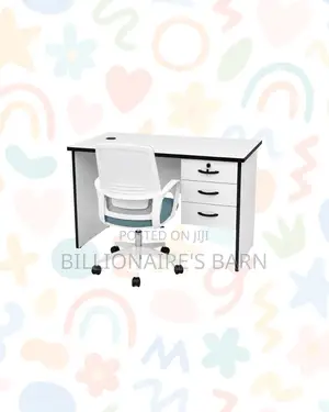 Compact 1m Desk and White Mid-Back Ergonomic Mesh Chair for Task Flow