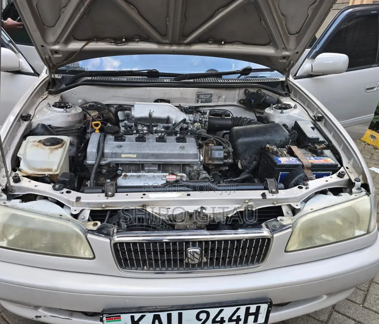 Toyota Sprinter 2000 Silver