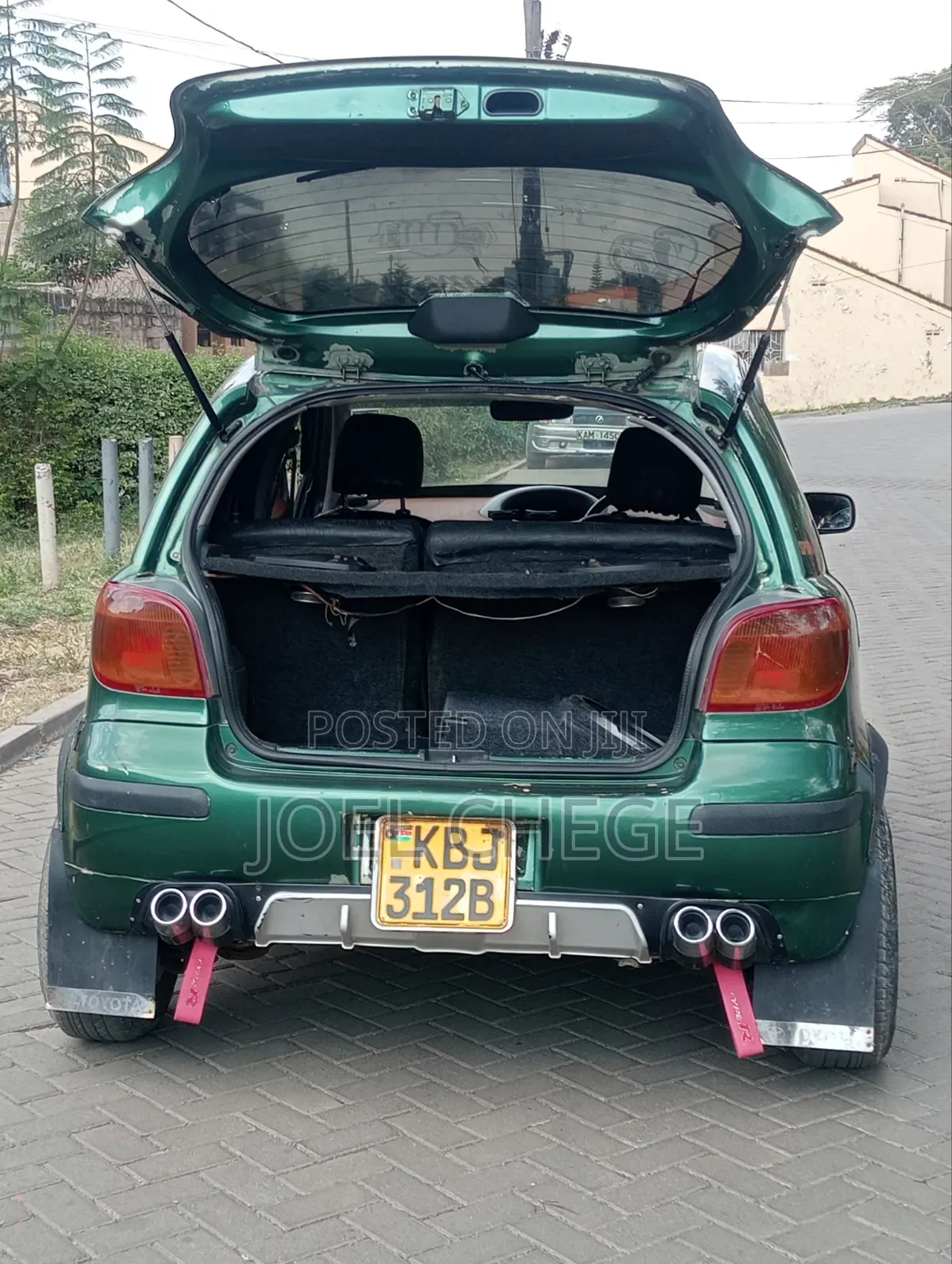 Toyota Vitz 2002 Green