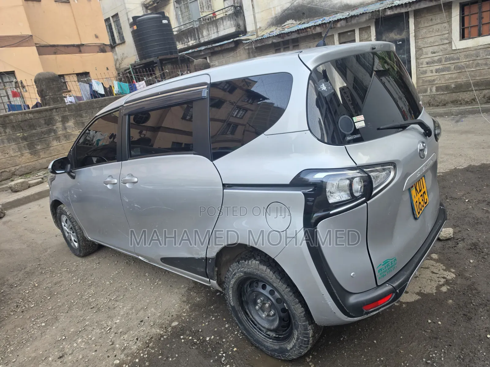 Toyota Sienta 2019 Silver