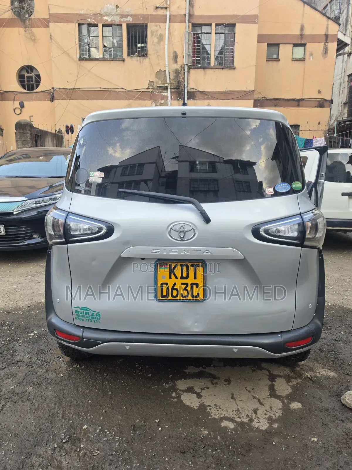 Toyota Sienta 2019 Silver
